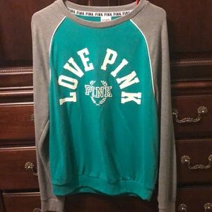 PINK Victoria's Secret Tops - Victoria’s Secret Crew PINK Victoria's Secret Tops - Victoria’s Secret Crew